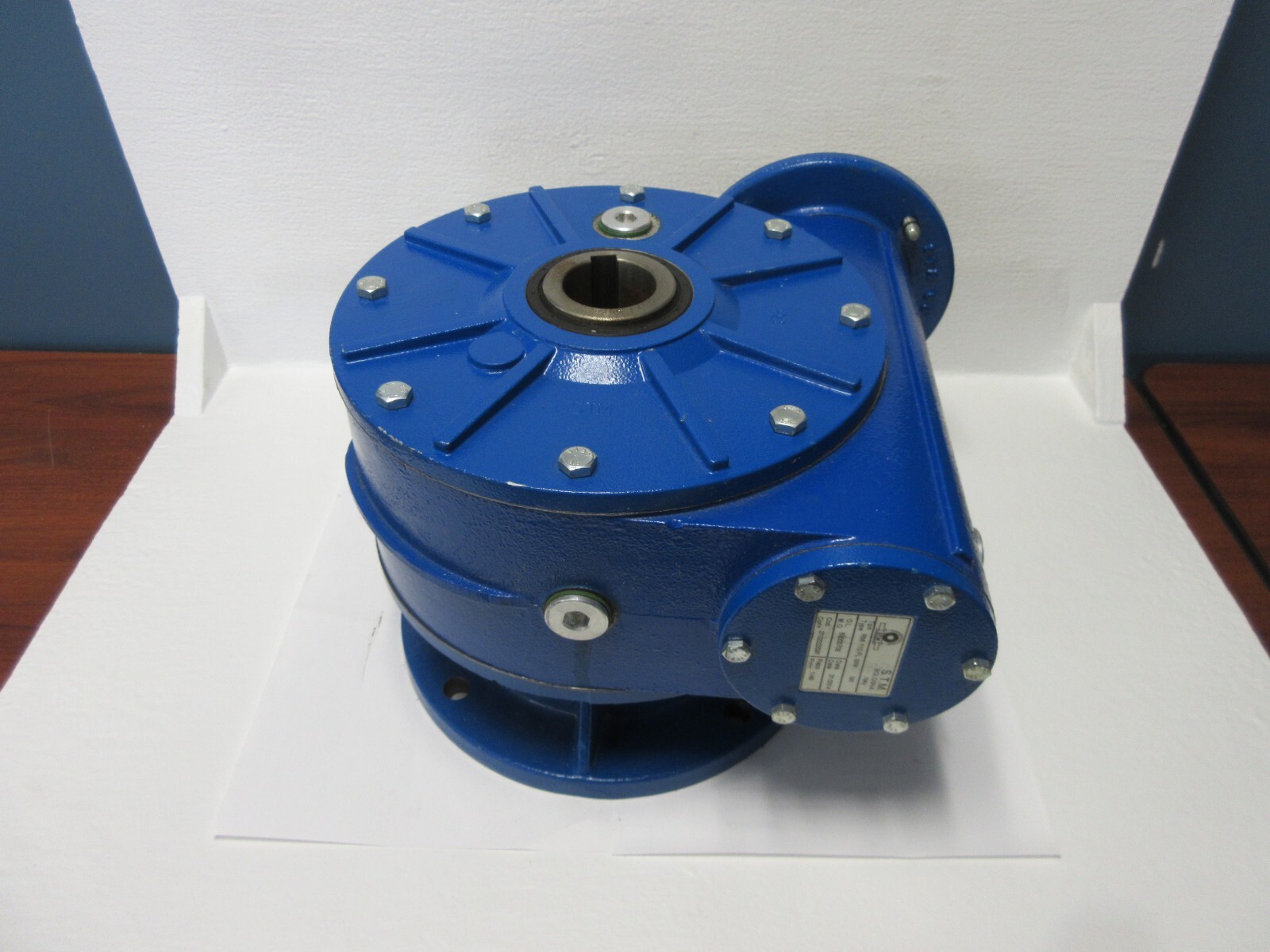 S.T.M. RMI 110FL SIN M1 NEW-NO BOX GEAR REDUCER RATIO: 1/49