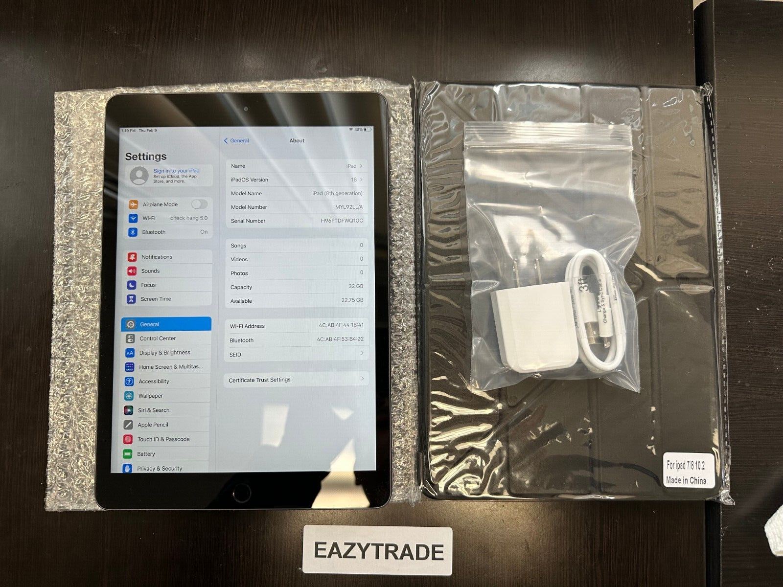 Apple iPad Gen 8th | 32GB | Wi-Fi | 10.2 in - RANDOM COLOR Apple iPad Gen 8th | 32GB | Wi-Fi | 10.2 in - RANDOM COLOR
