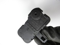 VW T-Roc A1 17-21 Tankdeckel Stellmotor Tankklappenmotor VW T-Roc A1 17-21 24.11.2020 7P0810773F gebraucht Vorschau 4