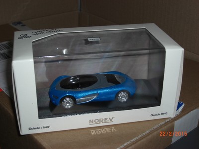 Renault Laguna Concept Car Norev 1:43