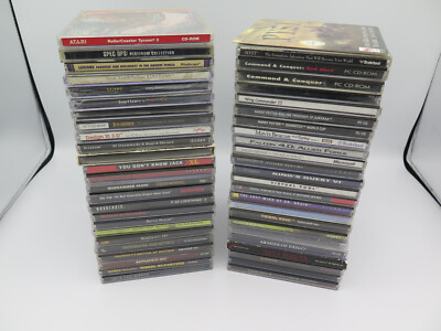 HUGE LOT of 50 PC Games Kings Quest Age of Empires Warcraft Sierra FPS Brand New