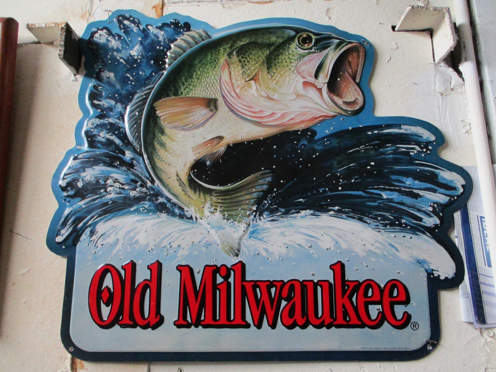 Old Milwaukee Bass Fishing Beer Tin Sign Advertising 34