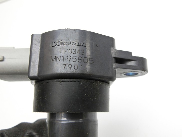 Mitsubishi ASX GAW 16-19 1,6 86KW Zündspule Zyl.3 Mitsubishi ASX GAW 16-19 15.09.2017 FK0343 MN195805 gebraucht Vorschau 4
