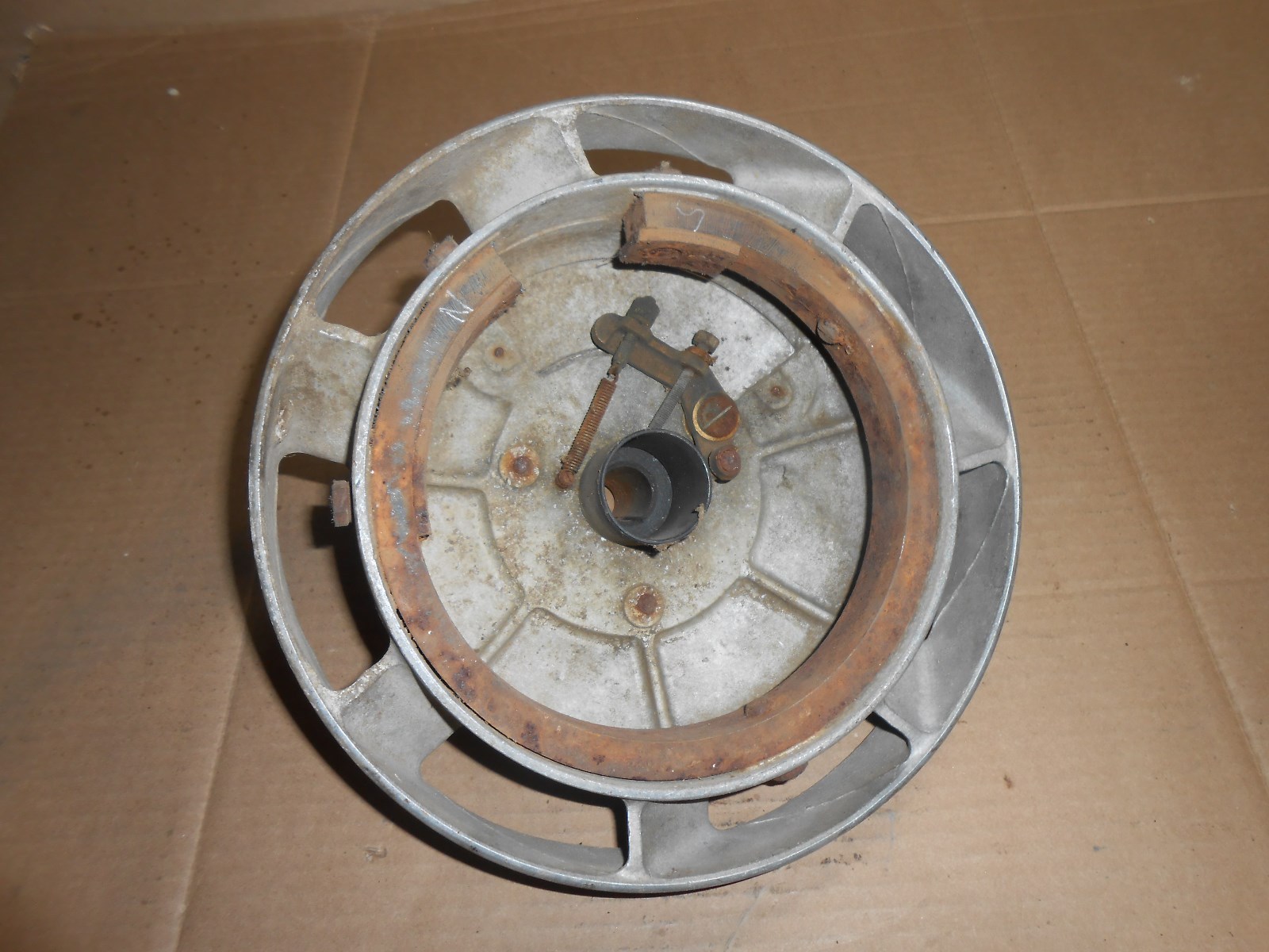 Maytag engine model 92 single cylinder flywheel early 1928