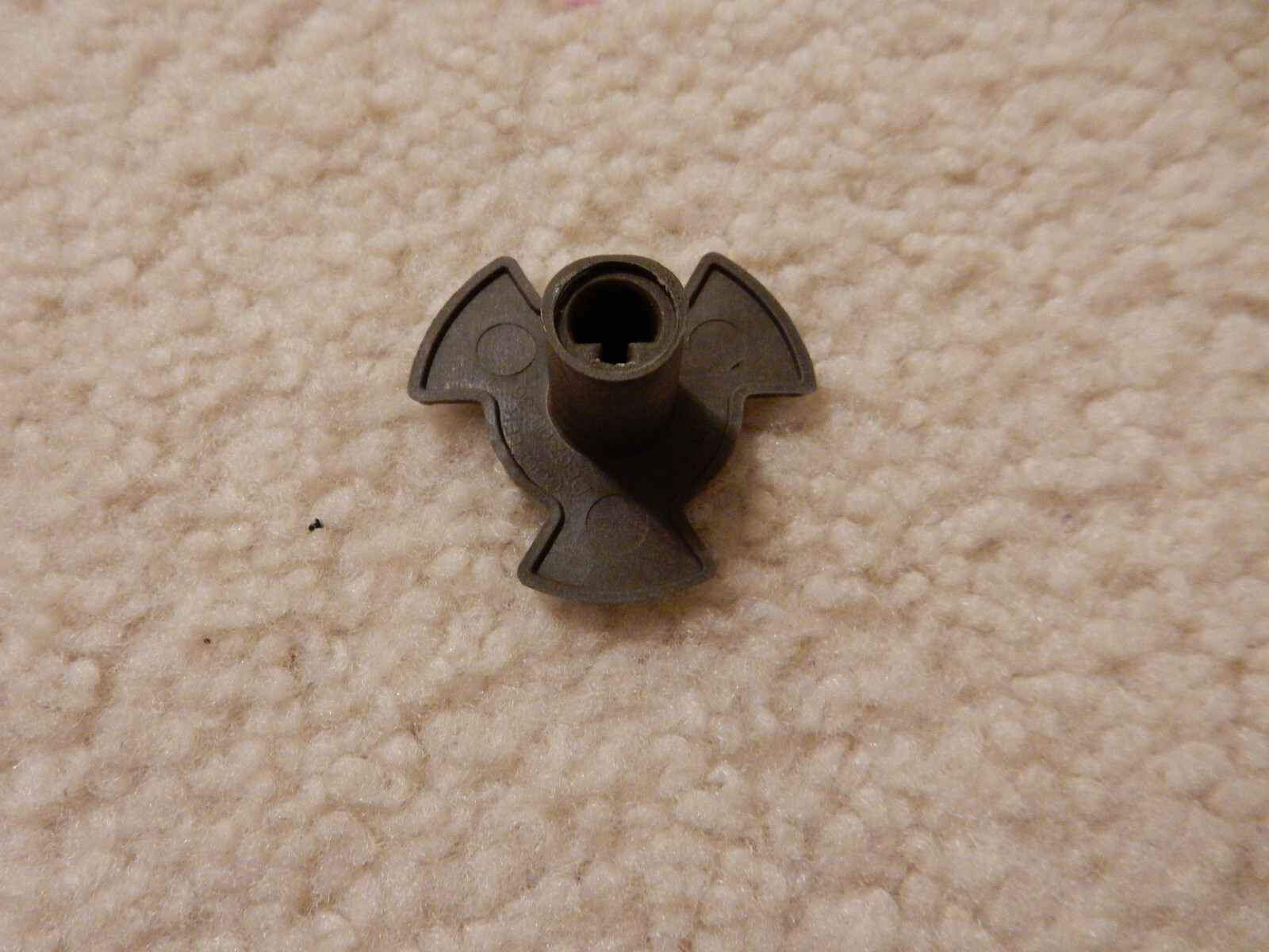 Turntable Carousel Tray Drive Bushing for GE JVM6175SF1SS,