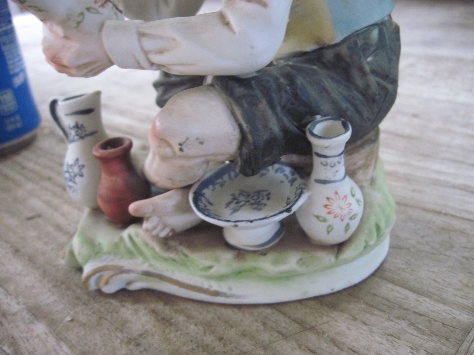 LEFTON Figure Bisque Man with Pottery,#5085, Hand Painted, 5