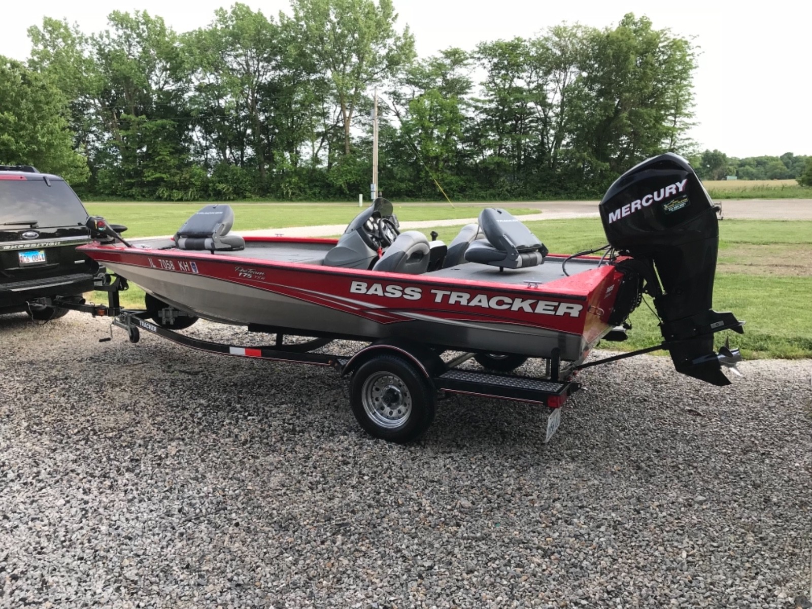 2010 Bass Tracker Pro Team 175 TXW