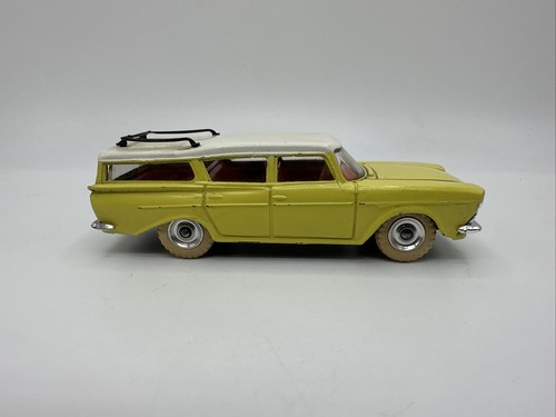 Dinky Toys Rambler Cross Country Station Wagon #193 “ Yellow “ Near Mint!!!!
