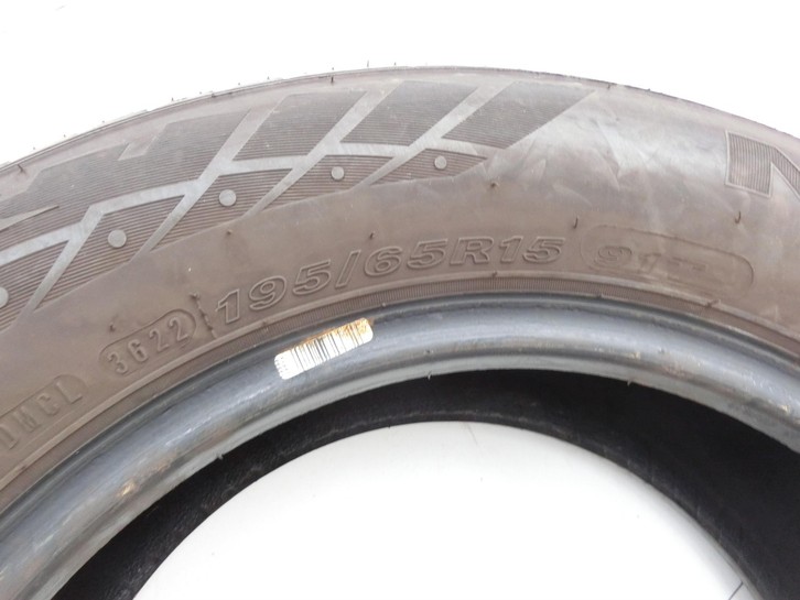 Mini One R56 LCI 13-16 2 x Reifen Winterreifen Nexen 195/65R15 91 T Mini One R56 LCI 13-16 24.09.2012 924803X01A... Bild 9