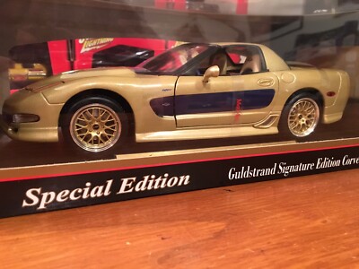 Maisto 1:18 2003 Chevy Corvette 427 Guldstrand Signature Edition 31657