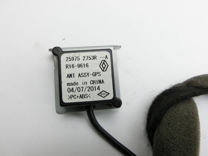 Dacia Sandero II B8 15-19 Antenne GPS-Antenne Dacia Sandero II B8 15-19 19.12.2014 259752753R R16-9616 gebraucht Vorschau 2