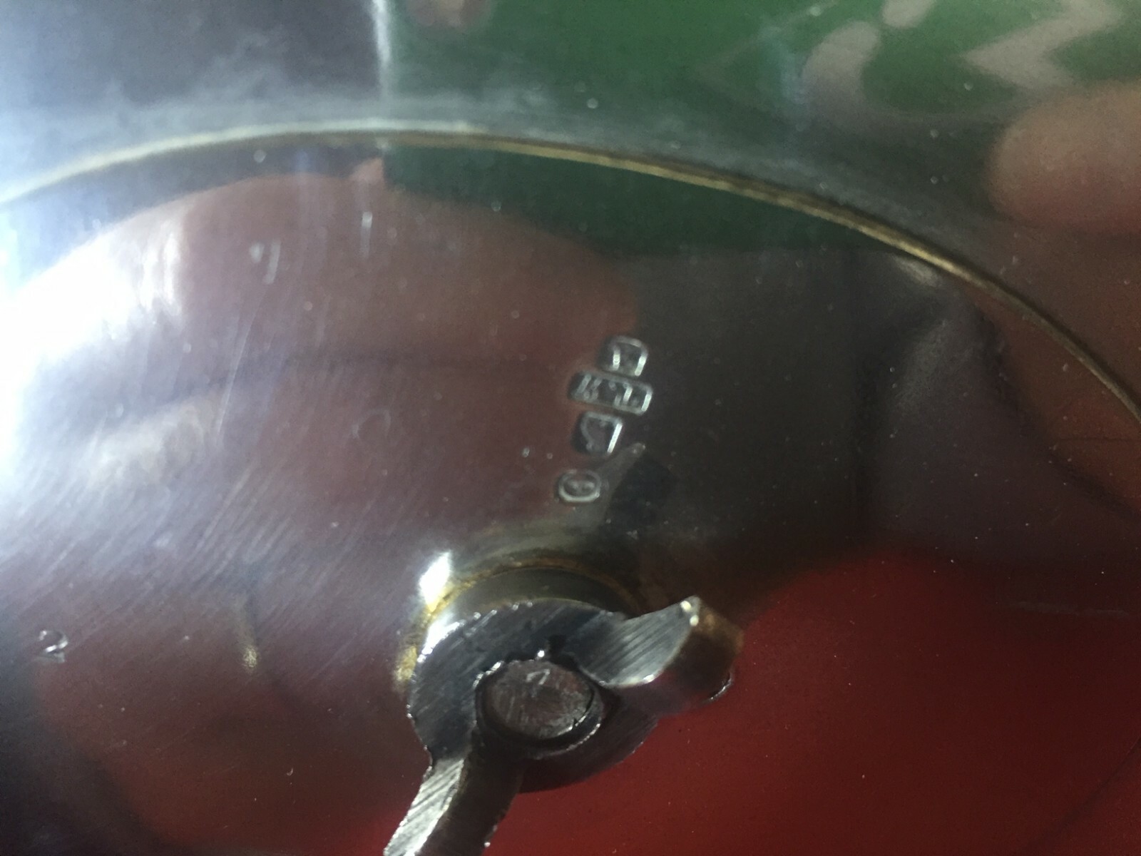 ANTIQUE VICTORIAN SILVER PLATE CRUET SET WITH 4 HAND CUT CRYSTAL CRUET BOTTLES