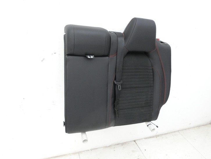 Mercedes W176 A200 12-15 Sitzbezug Rückenpolster Links für Rücksitzbank Hinten Mercedes W176 A200 12-15 28.01.2015... Vorschau 2