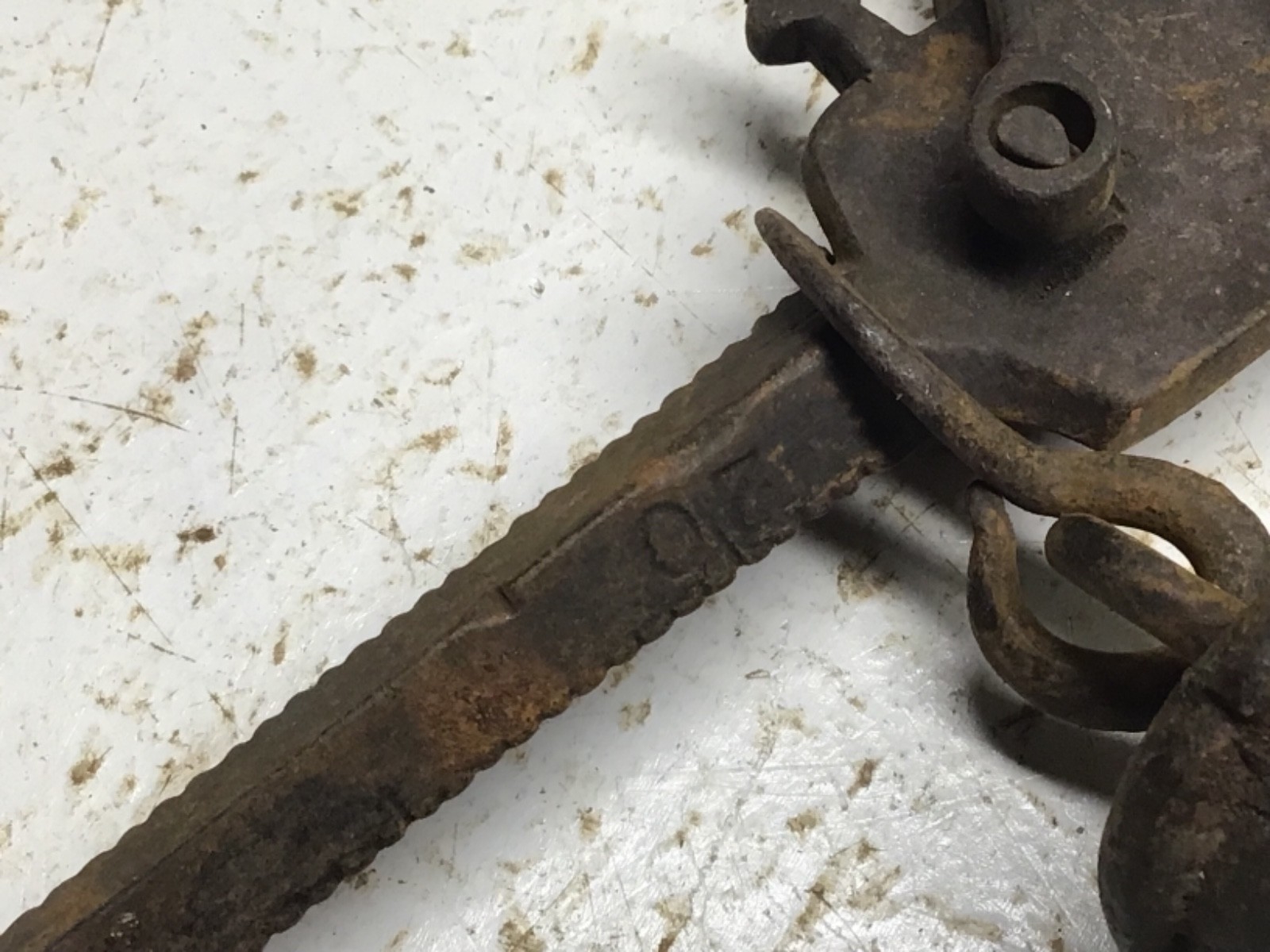 E Whitfield & Sons 20 - 80 lb vintage hanging scale