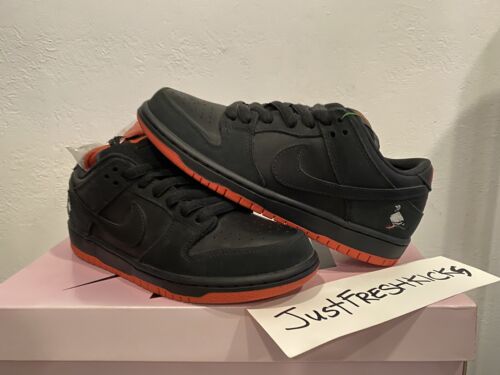 Nike Dunk Low SB Black Pigeon 883232-008 Brand New Size 6.5 Nike Dunk Low SB Black Pigeon 883232-008 Brand New Size 6.5