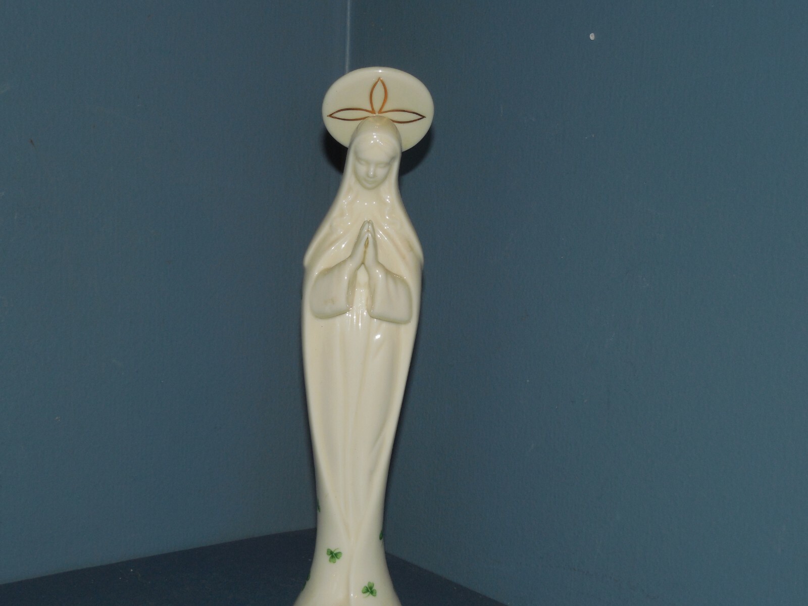 Lefton China Hand Painted Madonna with Shamrocks Figurine