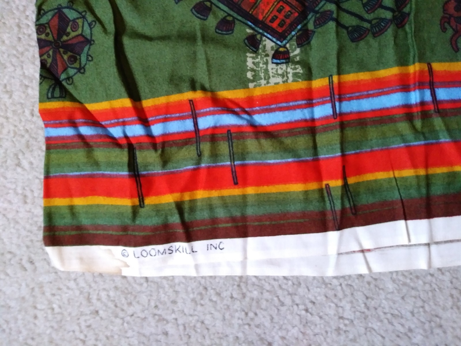 VINTAGE 1960'S LOOMSKILL FABRIC 2 YARDS-88