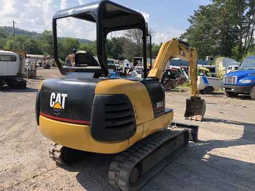 CATERPILLAR 303.5 Mini Excavator; RUNS EXC!!! Video Available; CAT Diesel