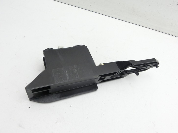 VW Passat 3G 14-19 Stellmotor Laderaumabdeckung für Keofferraum Links Hinten VW Passat 3G 14-19 11.04.2016... Bild 3