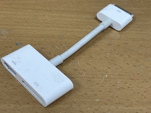 Apple A1422 30-Pin To HDMI Digital AV Adapter Genuine Converter