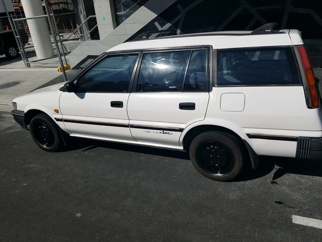 Toyota corolla caravan