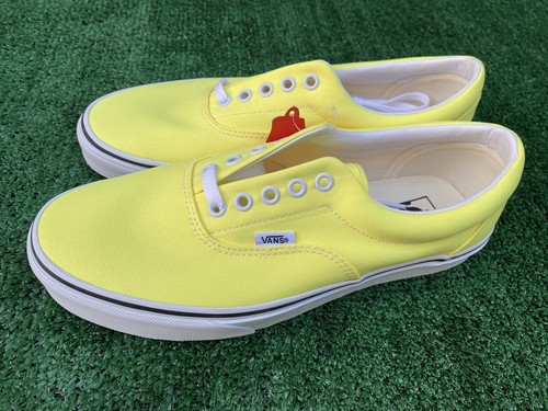 Vans Classic Slip-On Neon Lemon Tonic/True White Sneakers