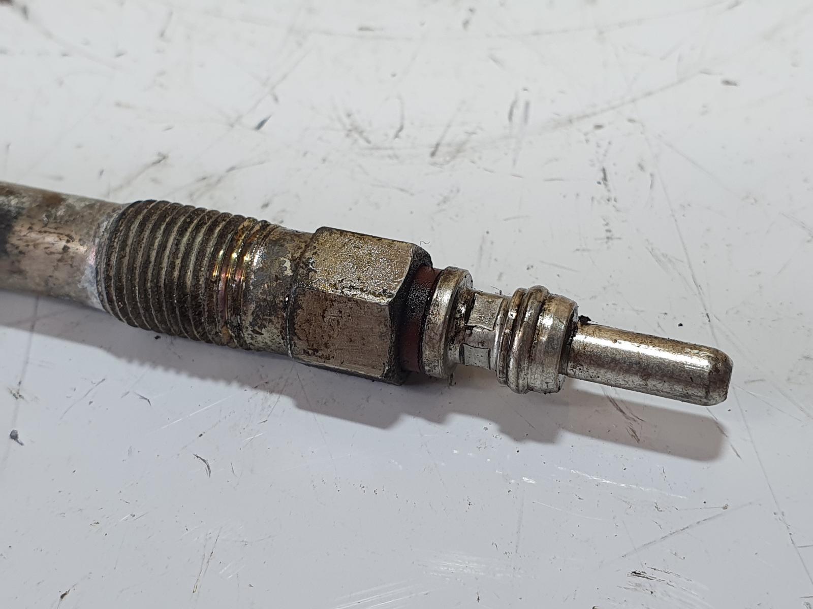 2012 Tiguan VW GLOW PLUG 5N 08/11-08/16 - P/N 03L963319A image 4