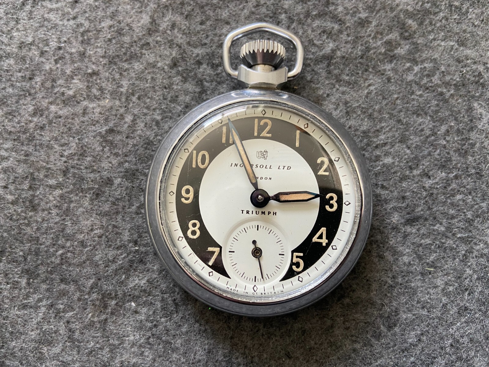 Ingersoll LTD of London, Triumph Mechanical Wind Up Pocket Ingersoll LTD of London, Triumph Mechanical Wind Up Pocket
