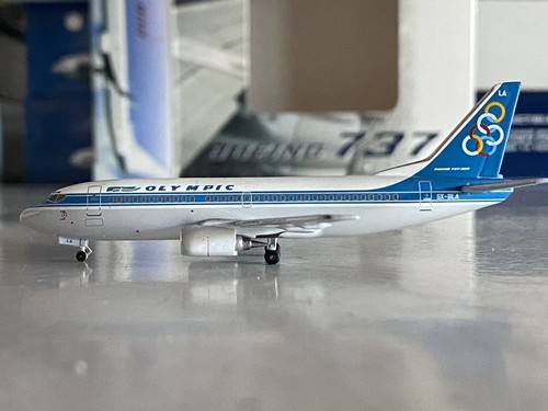 ファッションシーンで話題のこれから流行るブランド12選 Boeing Airways Olympic Aeroclassics 737-300 SX-BLA 1:400 航空機・ヘリコプター
