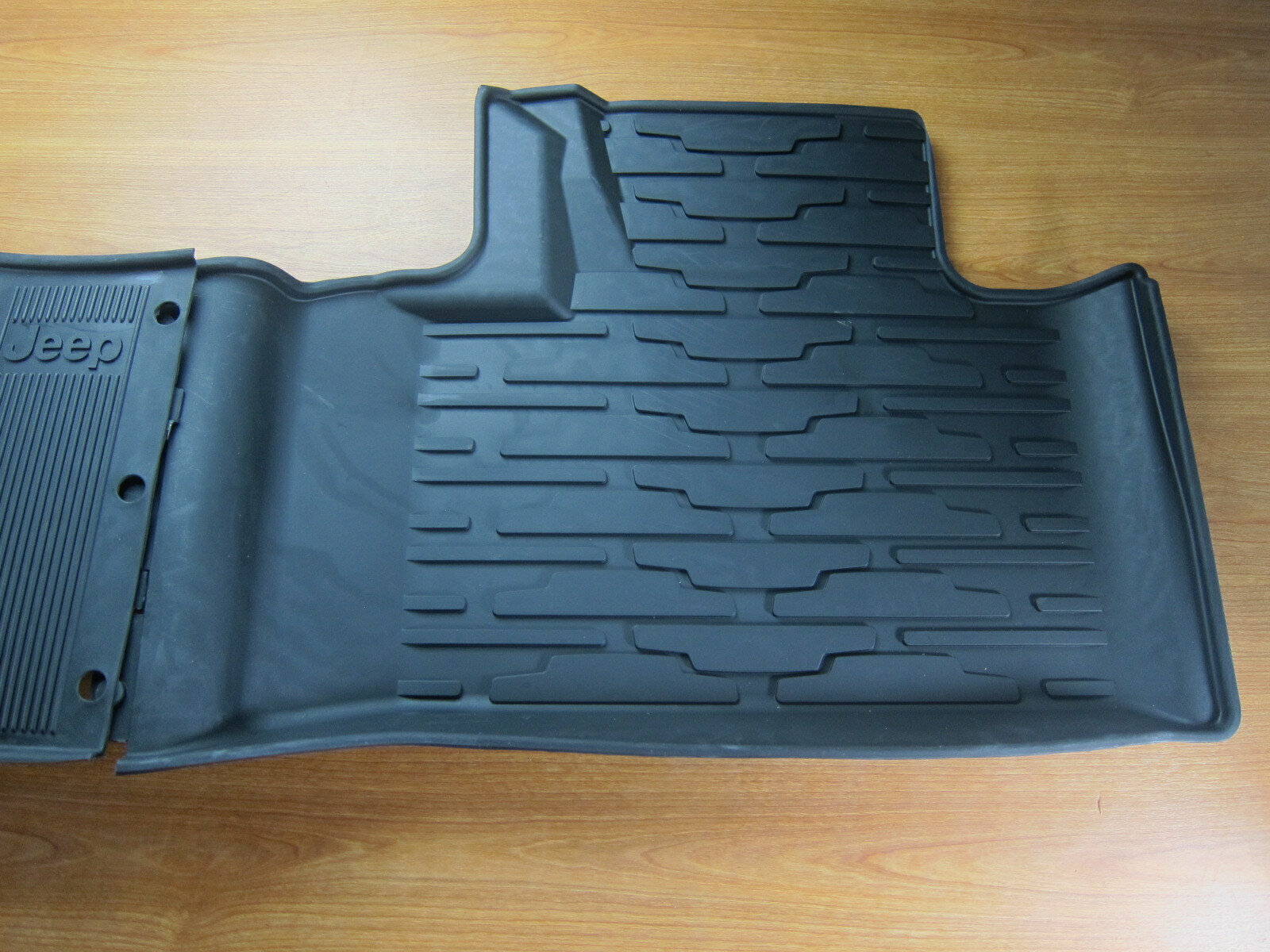 20162020 Jeep Grand Cherokee All Weather Floor Mats For Right Hand