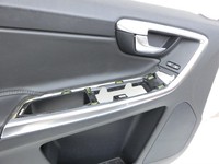 Volvo XC60 156 13-17 Türverkleidung Türpappe Links Vorne Volvo XC60 156 13-17 23.11.2016 gebraucht Vorschau 4