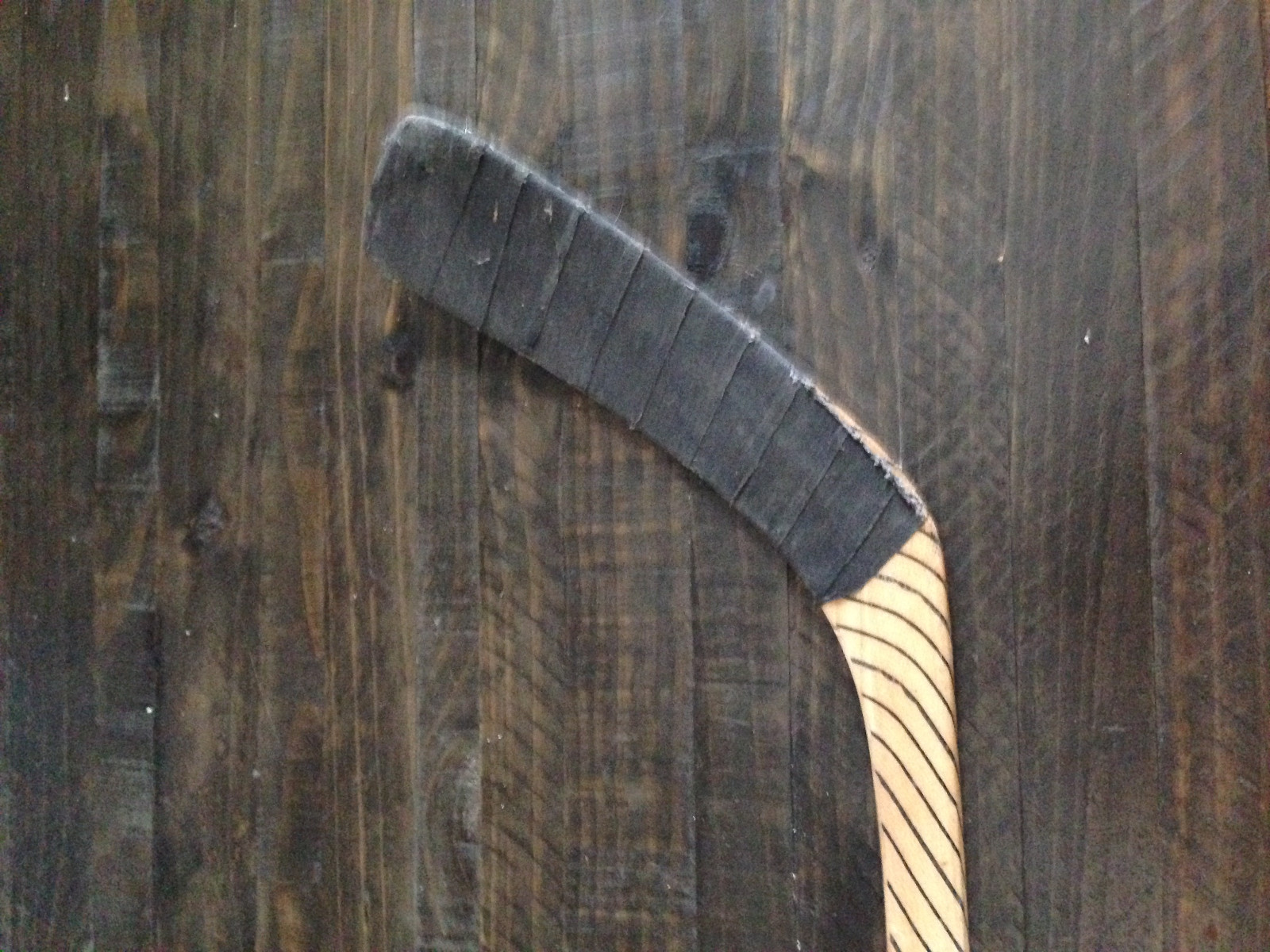 VINTAGE NHL GAME USED WOODEN HOCKEY STICK TRENT YAWNEY CHICAGO BLACKHAWKS