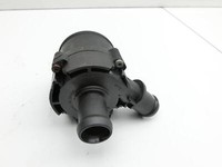 VW Passat B8 3G 14-19 TDI 1,6 88KW Umwelzpumpe Heizung Pumpe VW Passat B8 3G 14-19 07.03.2016 5Q0965561B 5G0965561... Vorschau 2