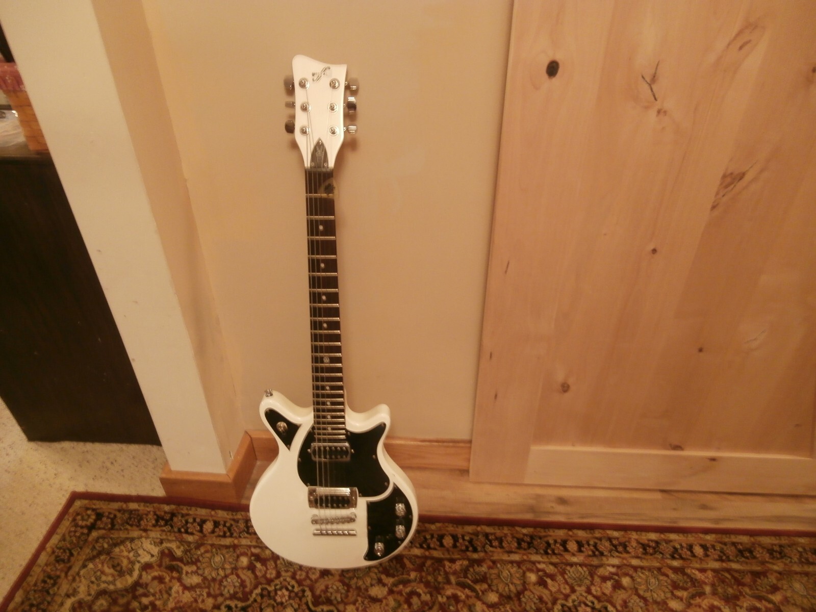 first act VW Garagemaster Electric Guitar never used VW08411 first act VW Garagemaster Electric Guitar never used VW08411