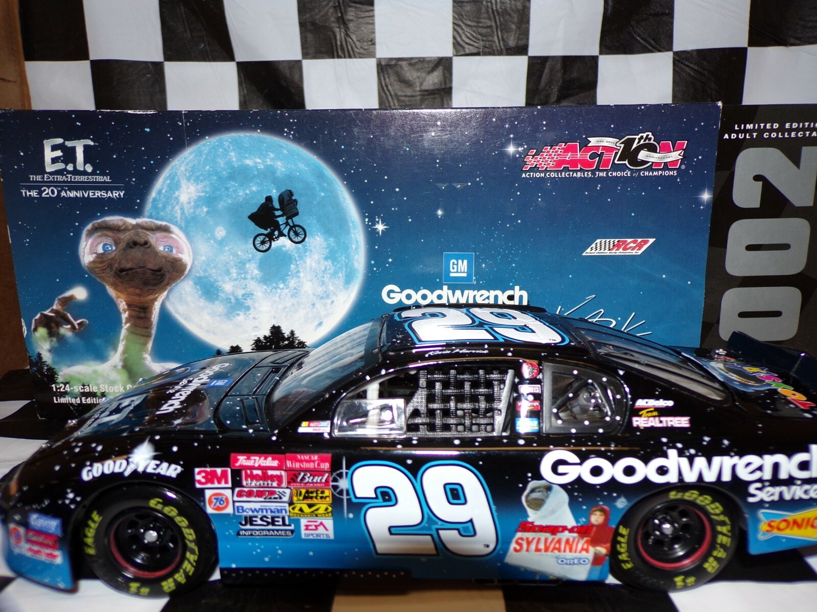 NASCAR 1/24カムリ 初制覇記念限定品　送料込み NASCAR 1/24カムリ 初制覇記念限定品 送料込み NASCAR 1/24カムリ 初