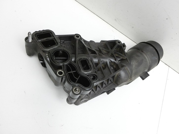BMW F45 14-18 1,5 85KW B37C15U0 Ölfiltergehäuse Gehäuse Halter für Ölfilter BMW F45 14-18 22.11.2017 8585235... Vorschau 5