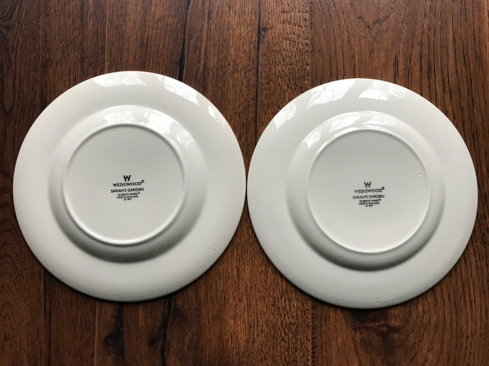 1977 Queen's Ware Wedgwood SARAH'S GARDEN Plates 8 1/4