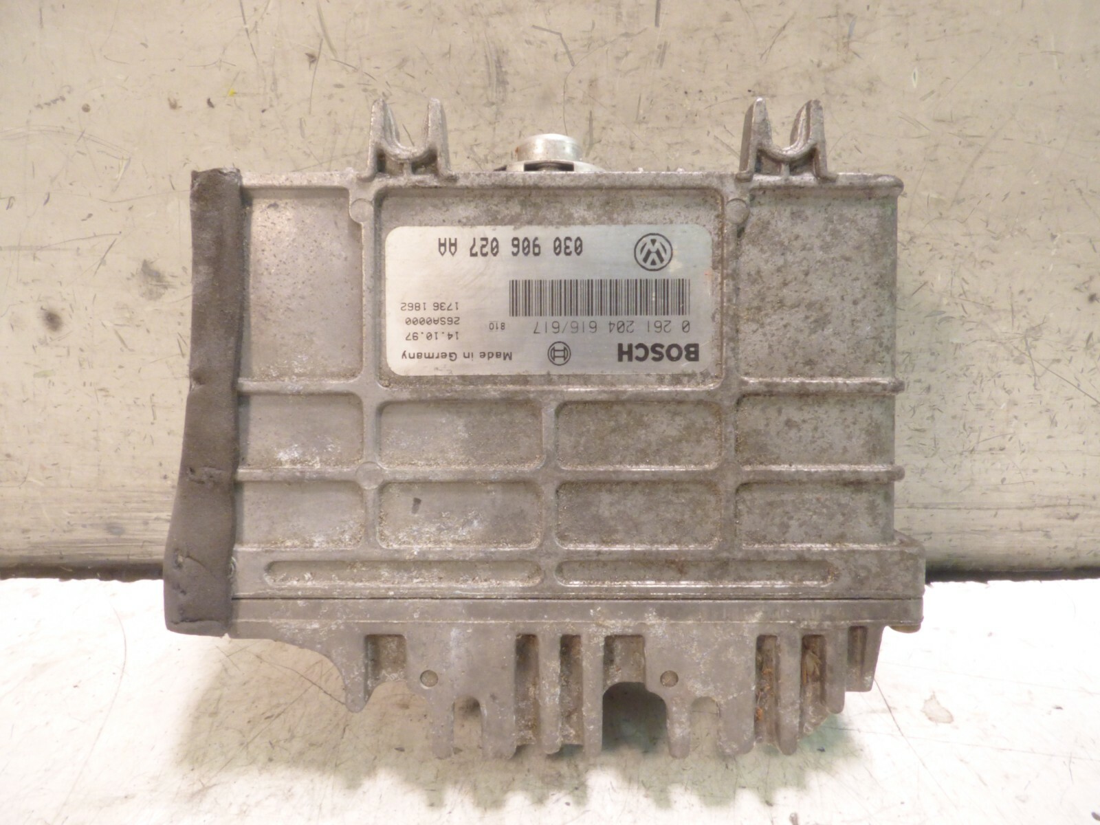Centralina motore VOLKSWAGEN POLO 0261204616 030906027AA