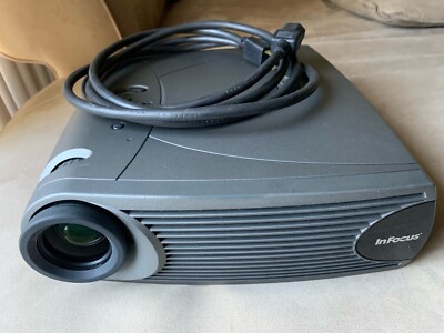 InFocus LP340B DLP Projector - Working