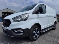 2021 Ford Transit Custom Active. 1/2 Leather. 17" Alloys. Carplay. AC. Cruise.