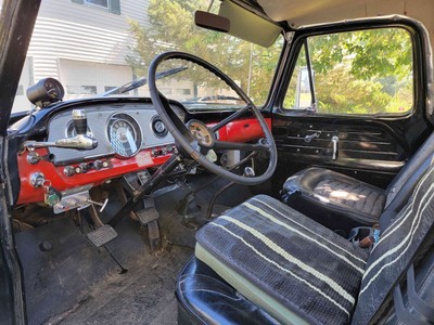 image 3 of interior