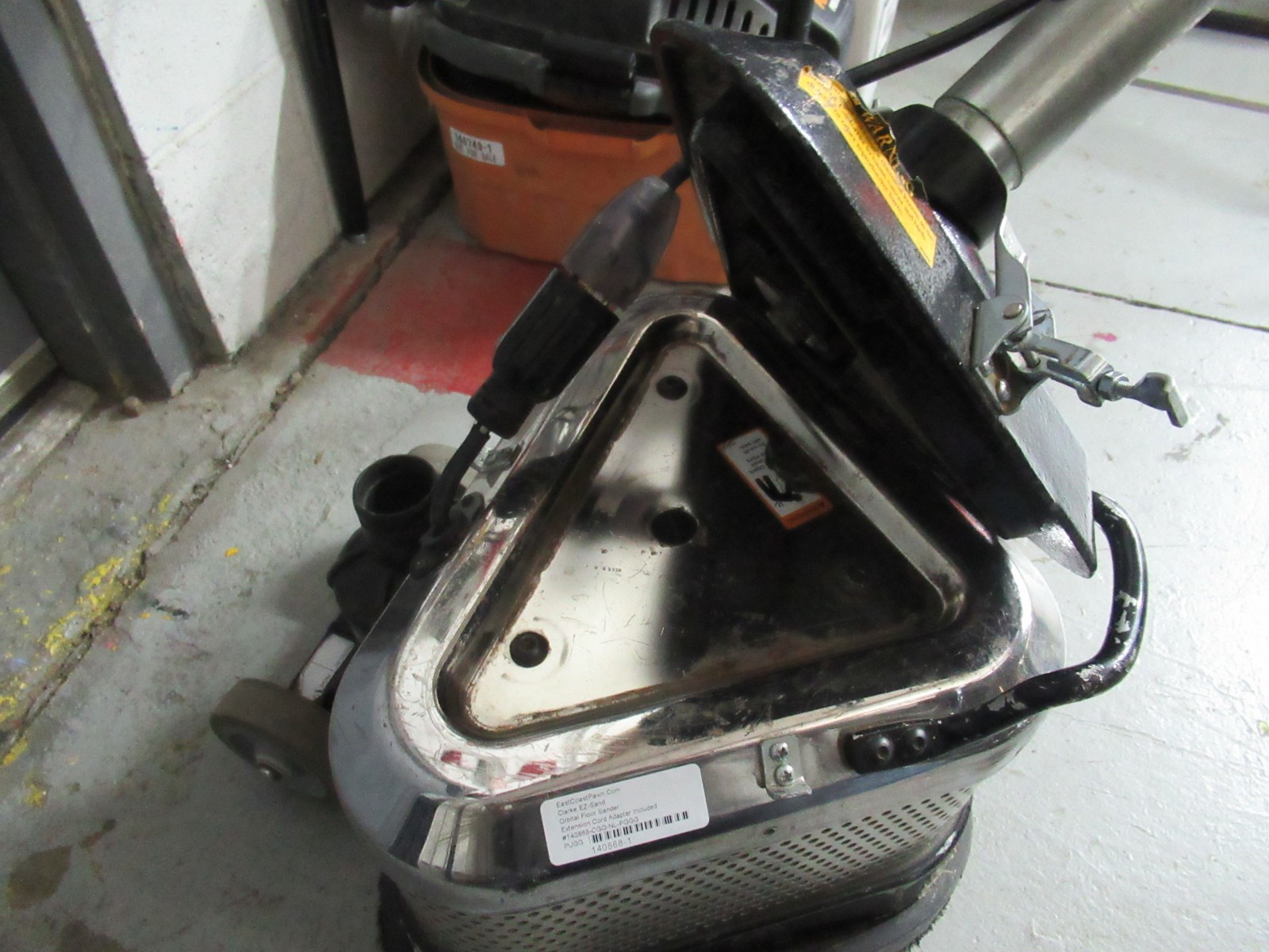 CLARKE EZ-SAND 115V HDTR 3-DISC ORBITAL FLOOR SANDER PRE-OWNED (LOCAL PICK-UP)