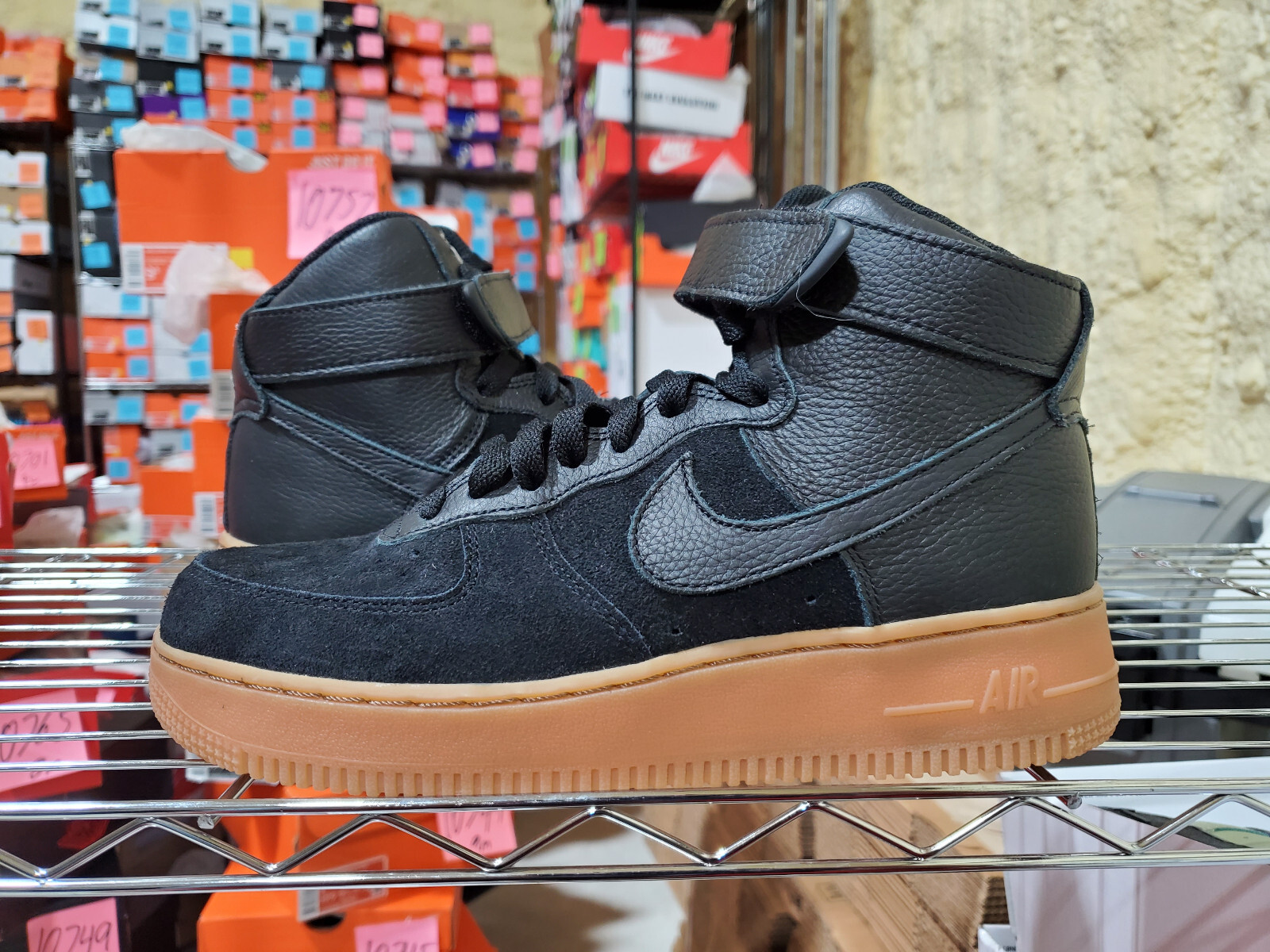 Женские кроссовки Nike By You ID NBY By You Air Force 1, черная замшевая подошва с резинкой, размер 7