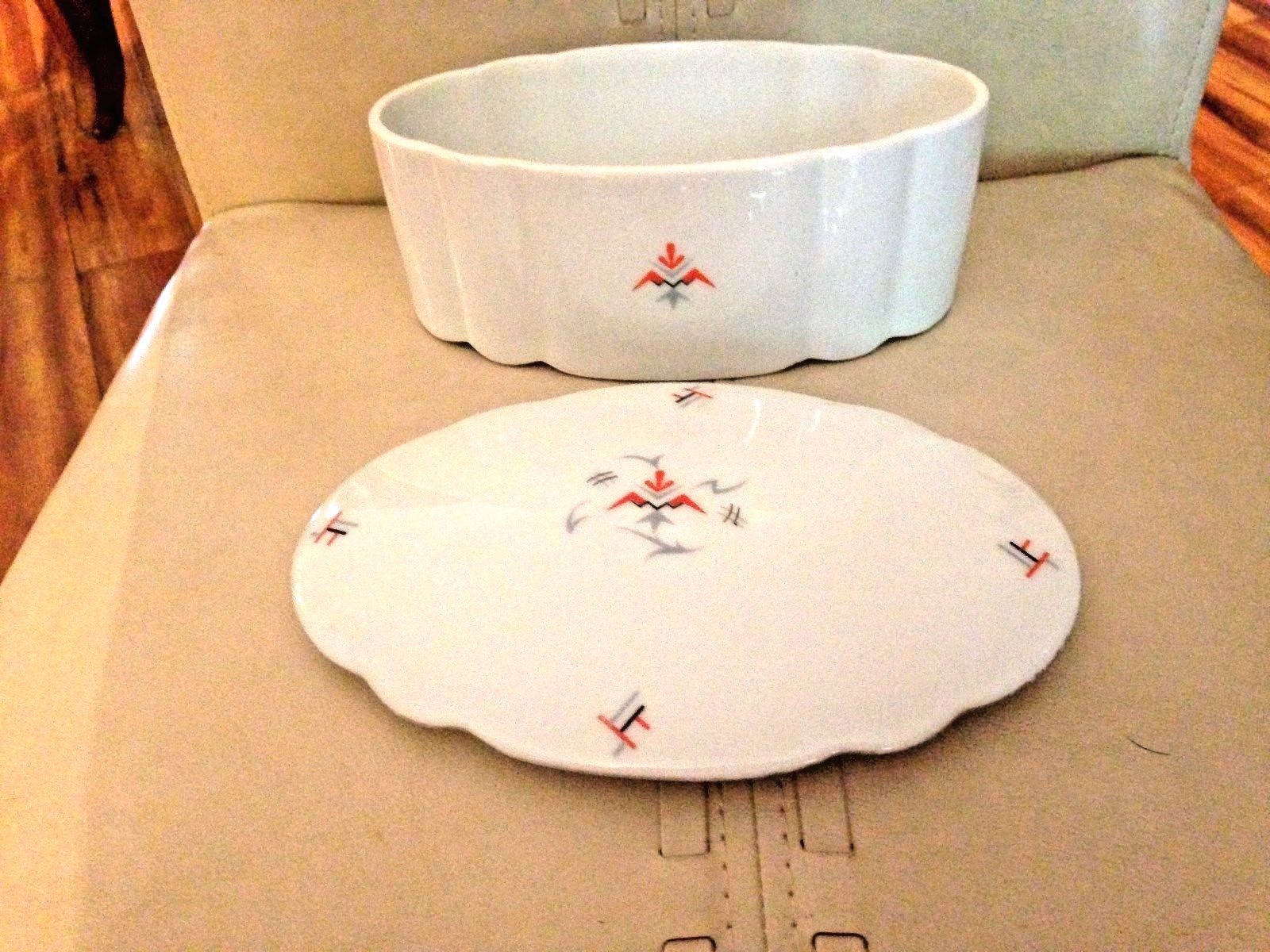 VANITY DISH WITH LID WHITE CHINA WITH ORANGE, GRAY & BLACK DESIGN SIZE 7.25X4.5