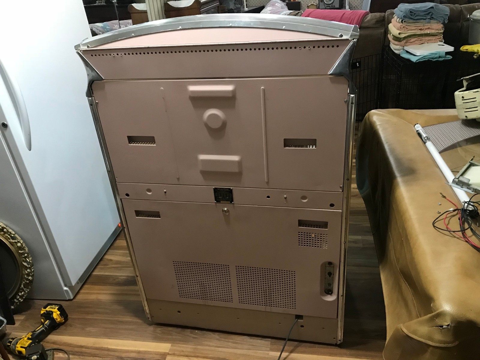 WURLITZER JUKEBOX 2510 (Refurbished)