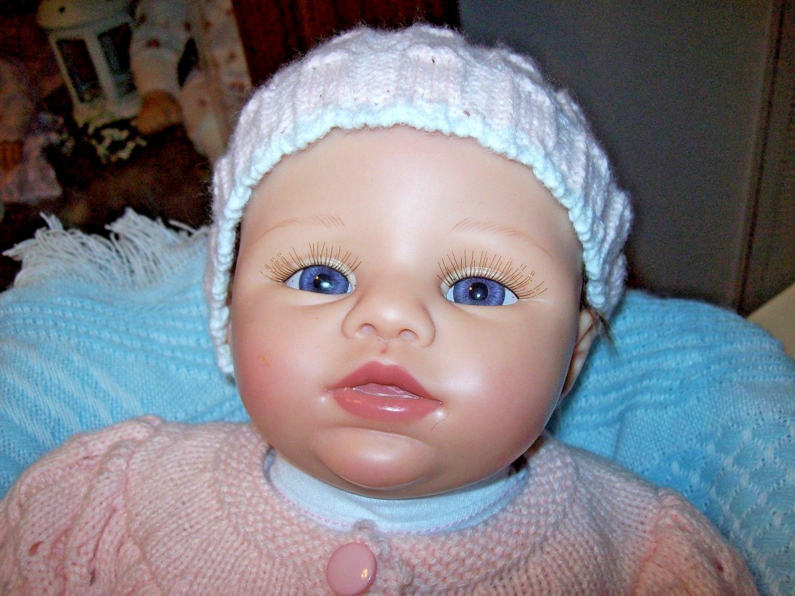 ASHTON DRAKE / MARISSA MAY 18 INCH CLOTH & VINYL DOLL  