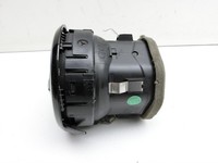 Mercedes B180 W246 11-14 Luftdusche Luftdüse Mitte Links Mercedes B180 W246 11-14 22.12.2011 A2468300454 gebraucht Vorschau 2
