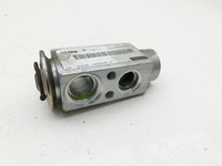 Mercedes R171 SLK 200 04-08 Expansionsventil für Klima Mercedes R171 SLK 200 04-08 01.02.2006 N665942D636 gebraucht Vorschau 2