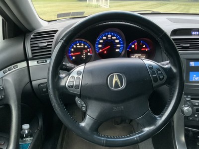 image 4 of interior