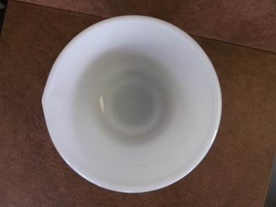 MILK GLASS MIXING BOWL W/ SPOUT